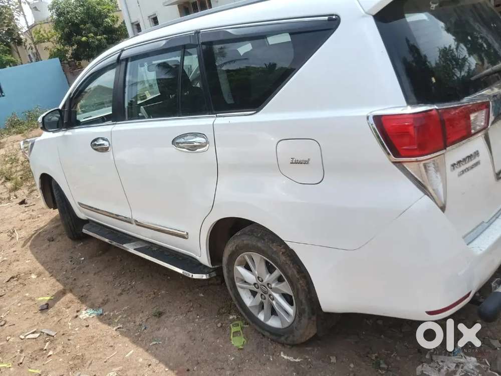 Toyota Innova Crysta 2018