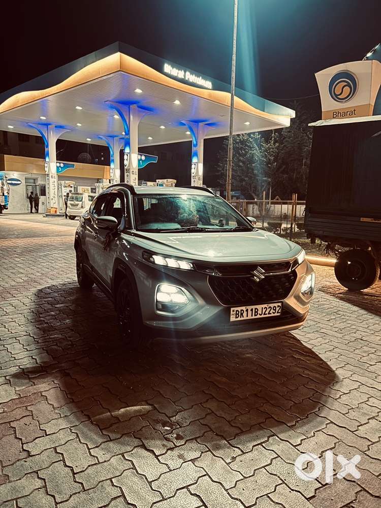 Maruti Suzuki Fronx Petrol 2024