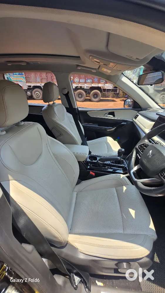 Mahindra Xuv700 2024 Diesel Well Maintained