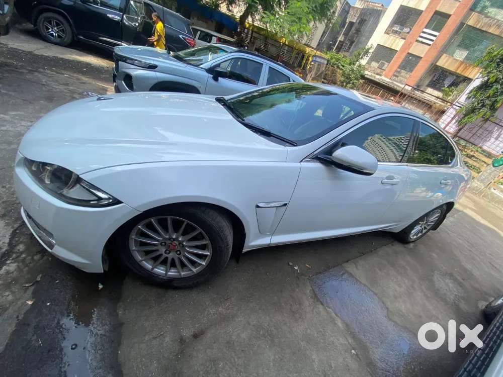 Jaguar Xf 2015 Diesel 65000 Km Driven