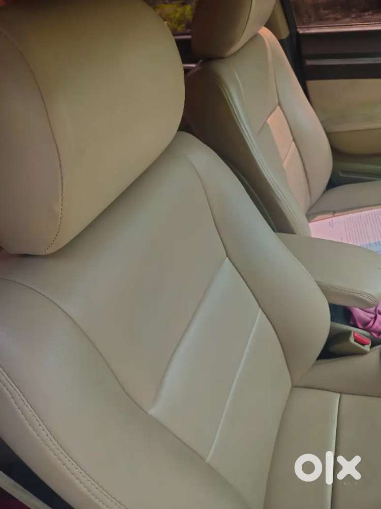 Honda Civic 1.8 V 2011 Variant