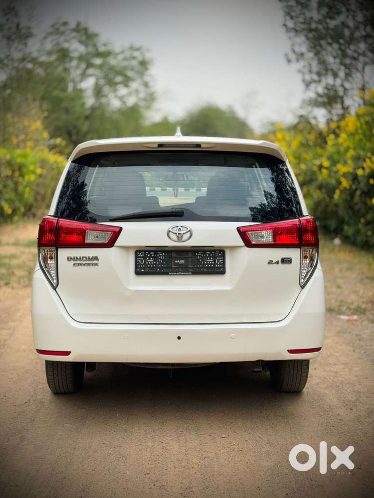 Toyota Innova Crysta 2.4 G Mt 7 Str, 2018, Diesel