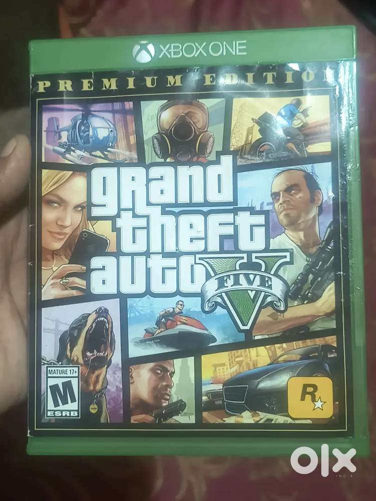 Xbox one s gta 5 cd