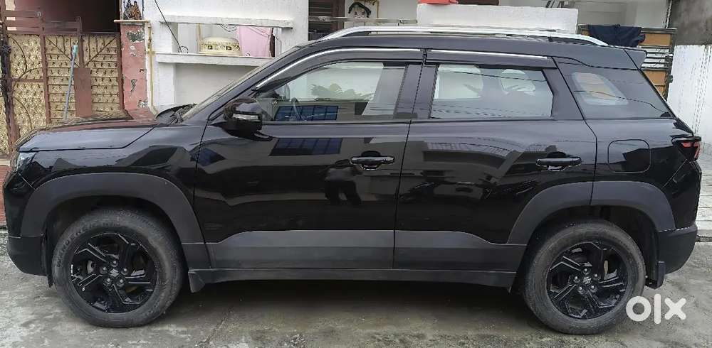 Maruti Suzuki Brezza Zxi 2024 Automatic Black Colour