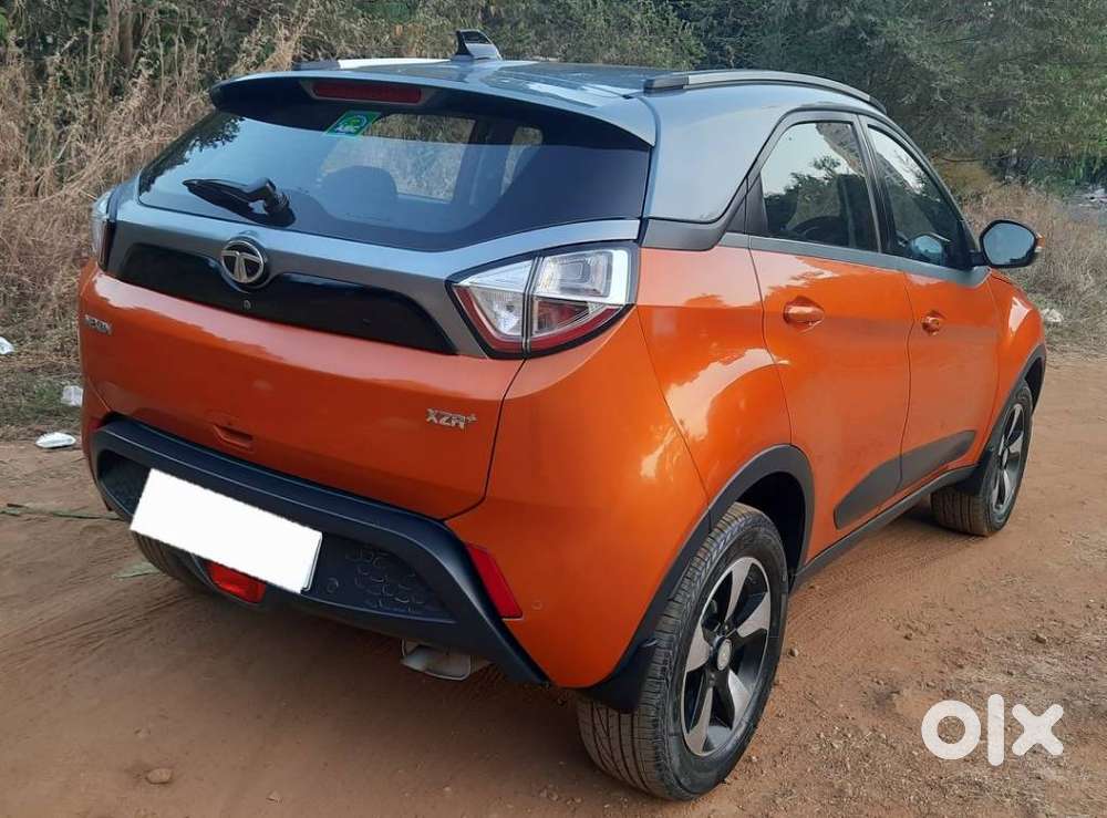 Tata Nexon 1.2 Revotron Xza Plus Dualtone, 2018, Petrol