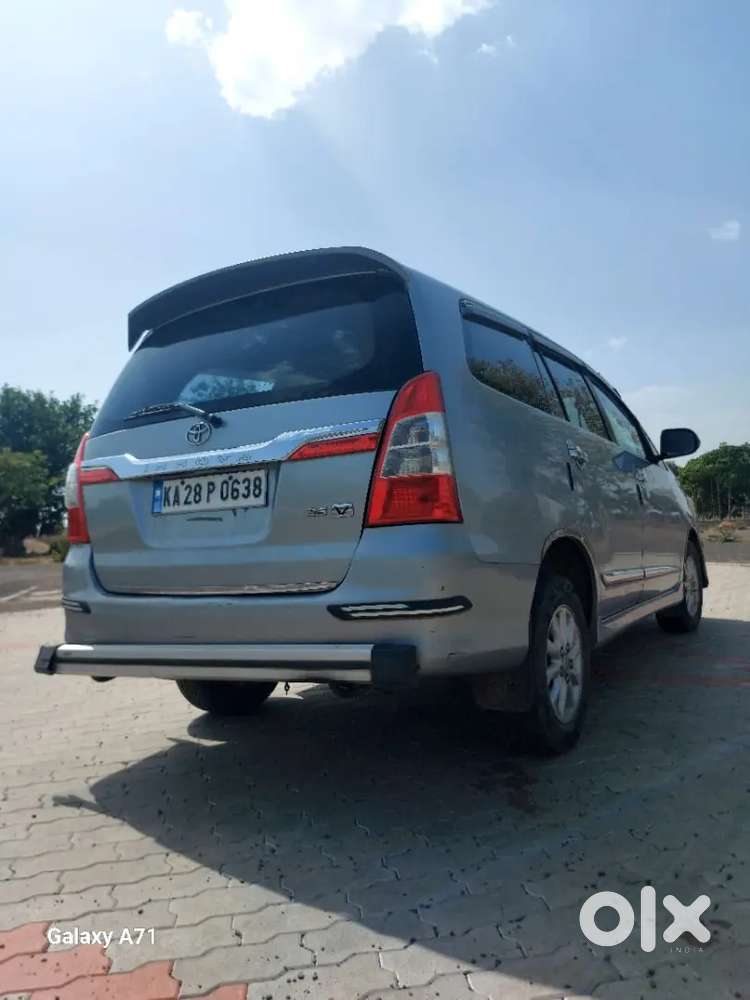 Toyota Innova 2015 Diesel Well Maintained