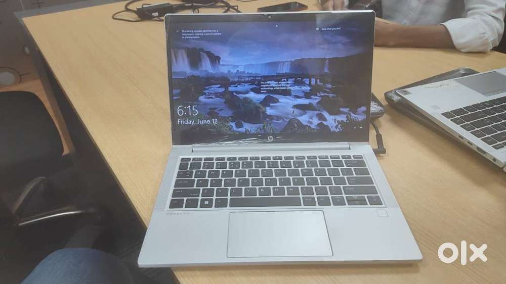 { i5 8GB / 500 GB } WITH WARRANTY ON CORPORATE USED LAPTOP + BOX