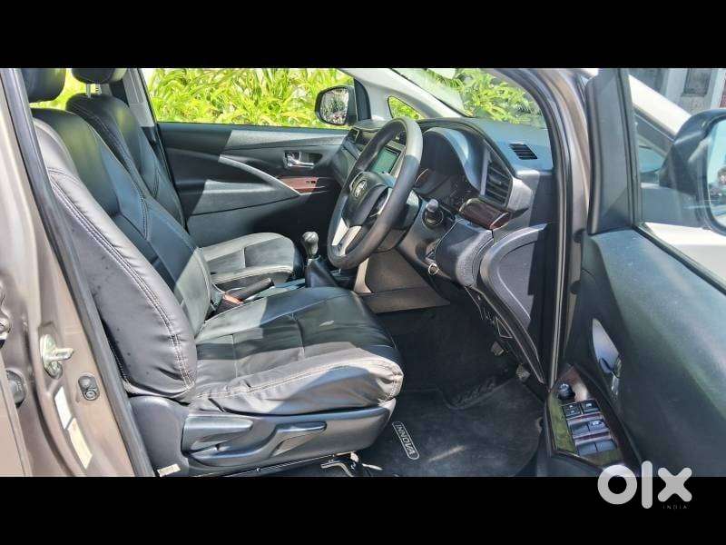 Toyota Innova Crysta 2.4 G Mt 7 Str, 2018, Diesel