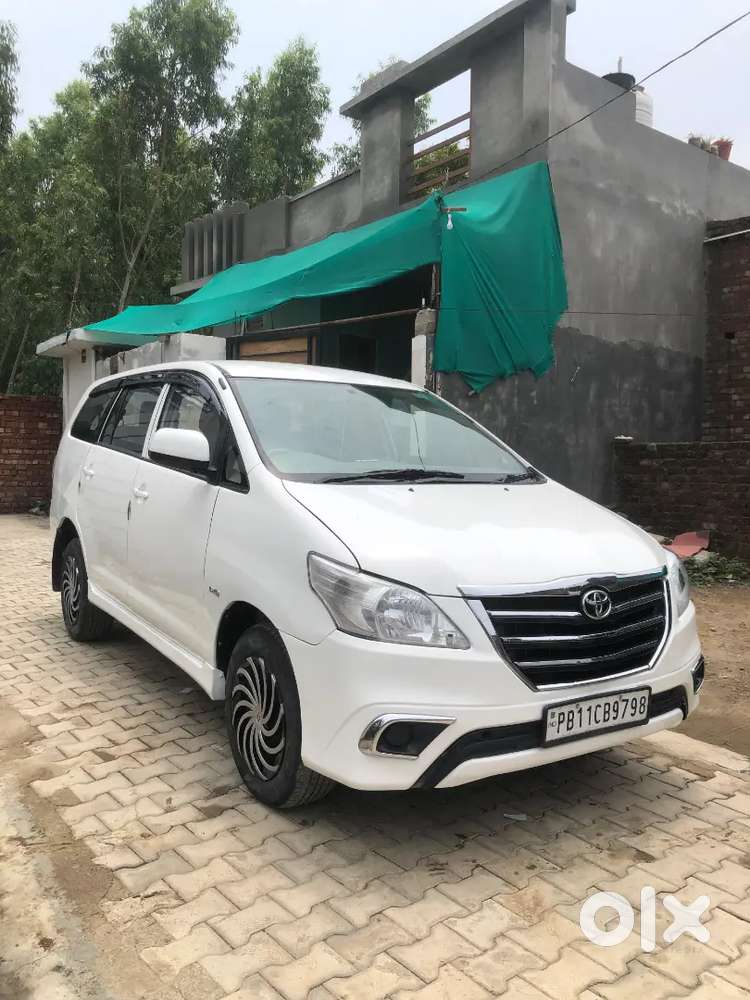 Toyota Innova Diesel 7 2010