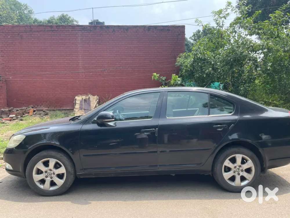 Skoda Laura Ambition 2010 Diesel Automatic
