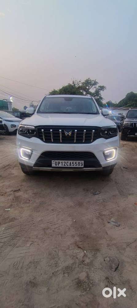 Mahindra Scorpio N Z8 Petrol At 7 Str, 2025, Cng & Hybrids