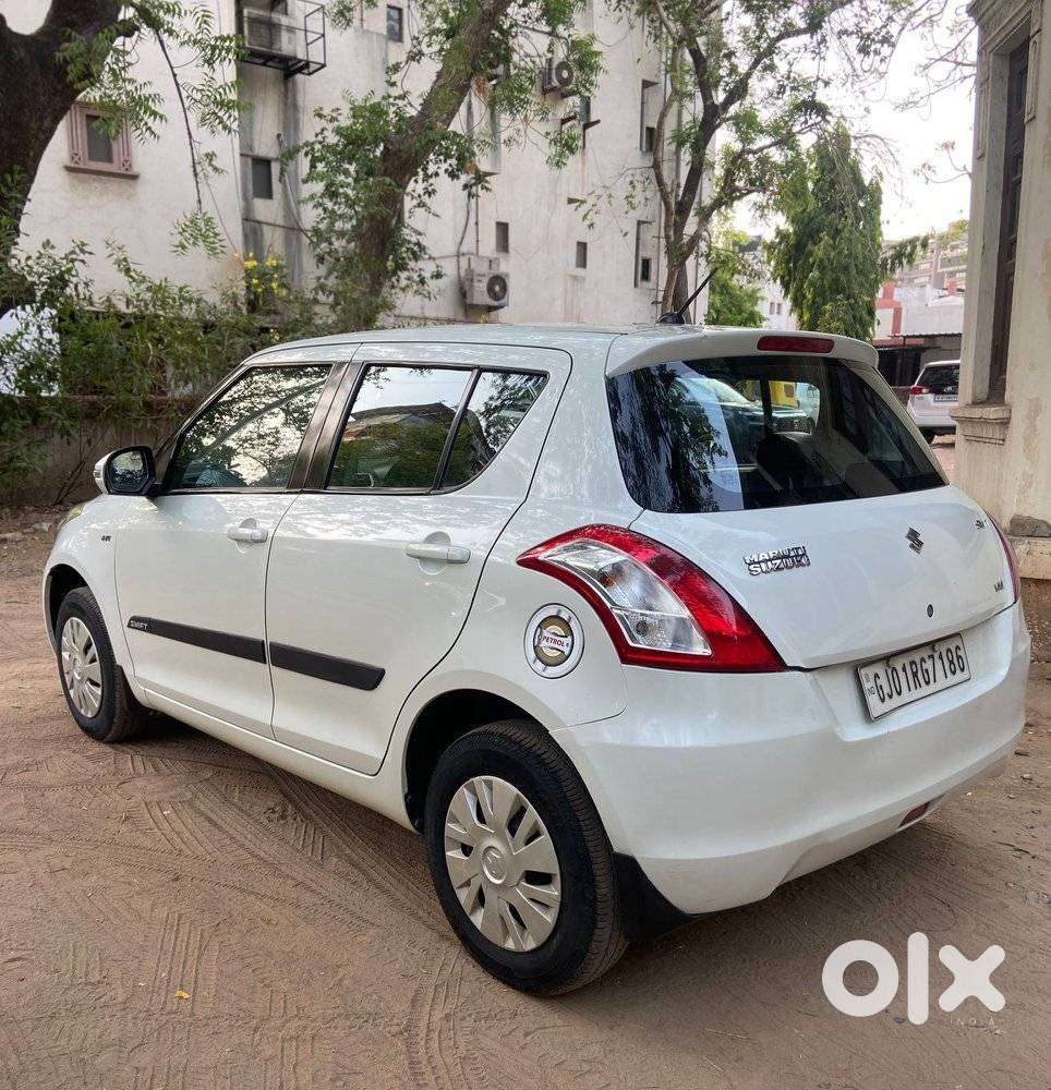 Maruti Suzuki Swift Vxi + Manual, 2014, Petrol