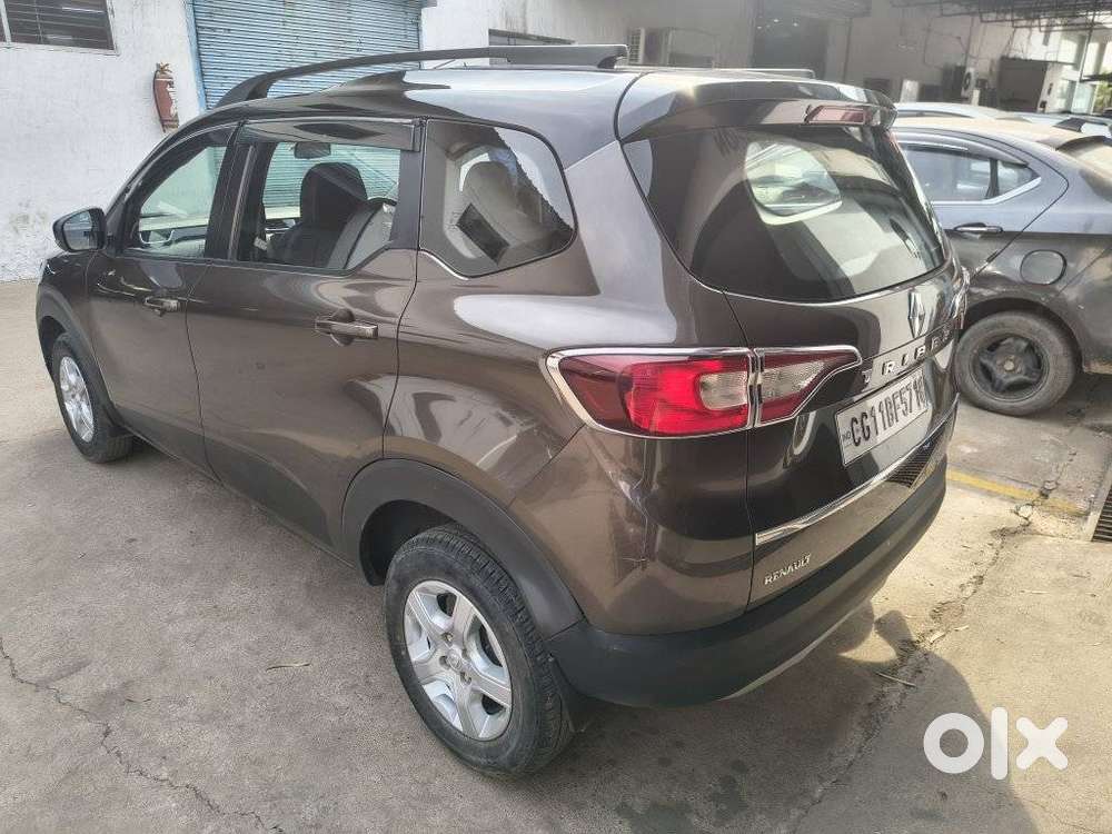 Renault Triber Rxt, 2022, Petrol