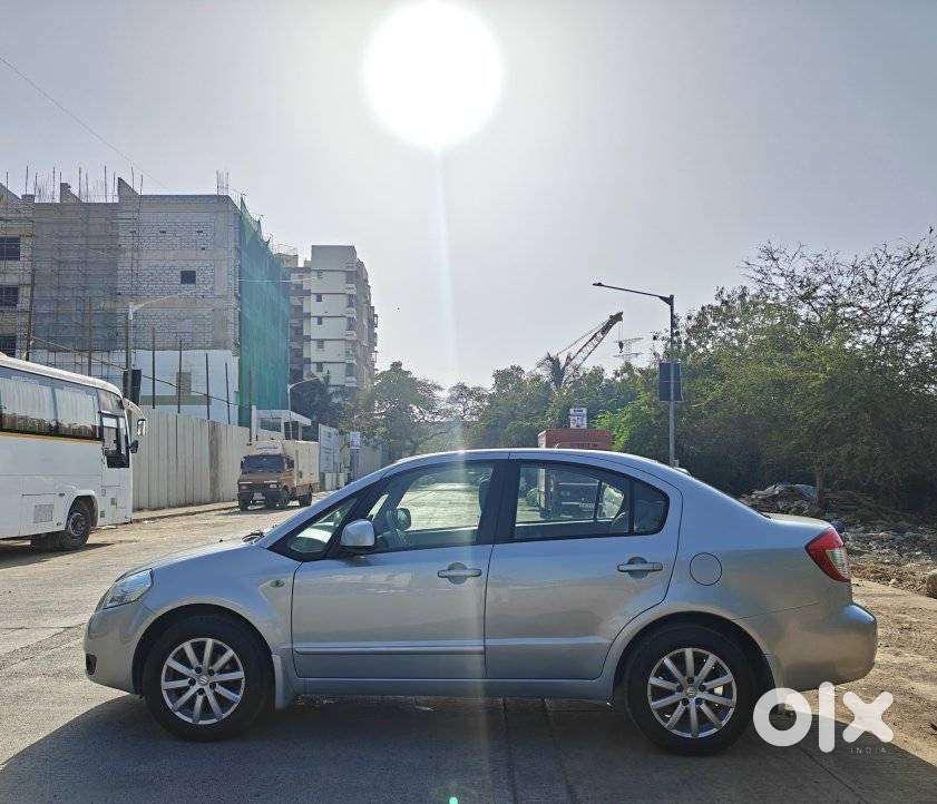 Maruti Suzuki Sx4 Zxi Mt Bsiv, 2012, Petrol