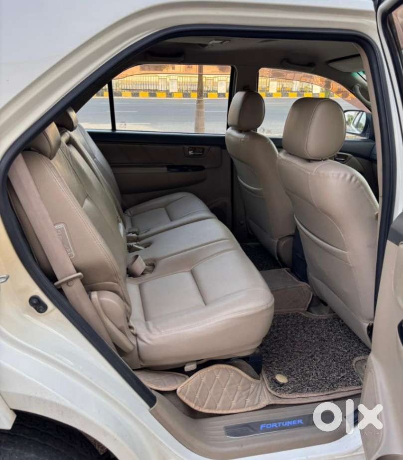 Toyota Fortuner 3.0 4x4 Manual, 2013, Petrol