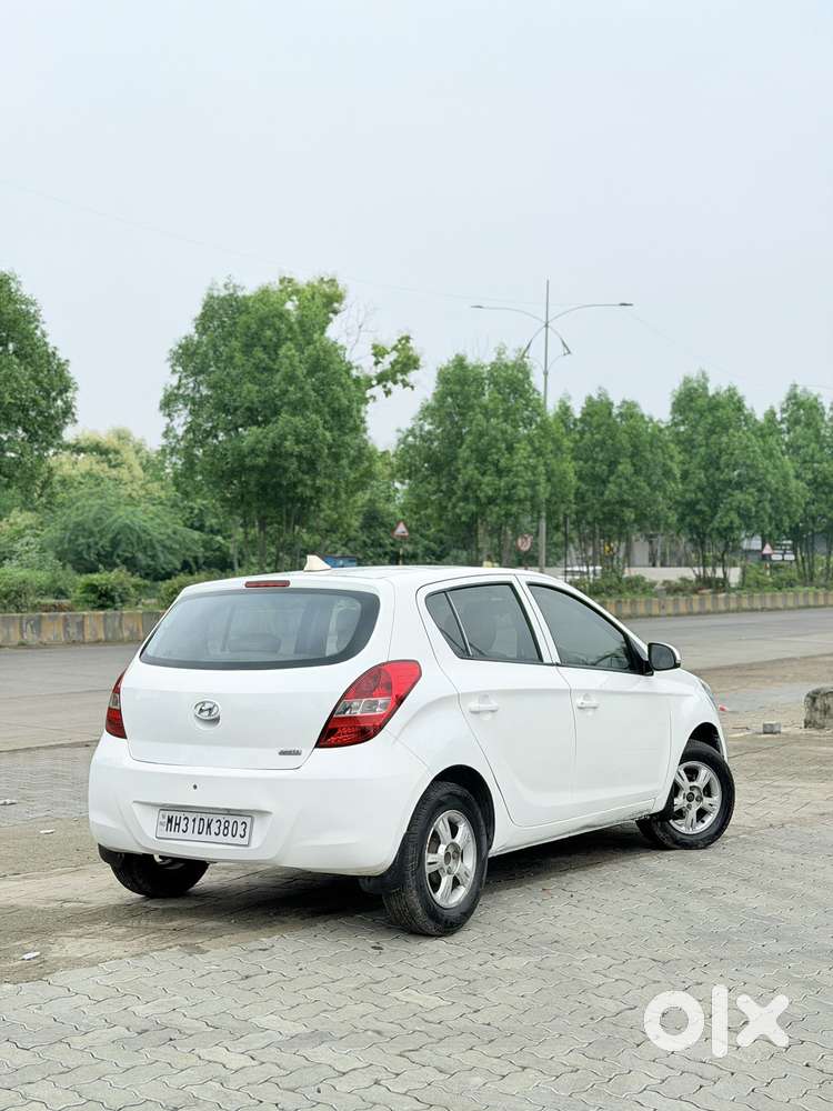Hyundai I20 Sportz 1.2 Bs-iv, 2011, Petrol