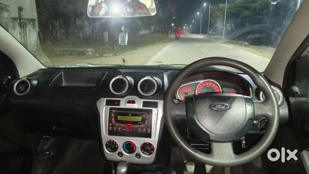 Ford Figo Diesel Zxi 2012