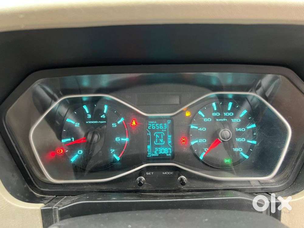 Kia Carens 1.5 Luxury Plus Turbo Dct 7 Str, 2022, Petrol