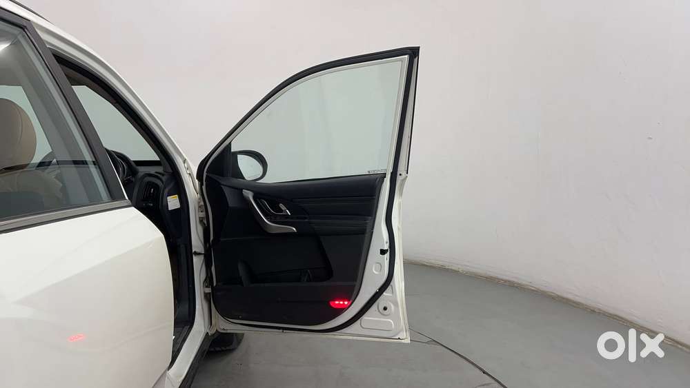 Mahindra Xuv500 W11, 2020, Diesel