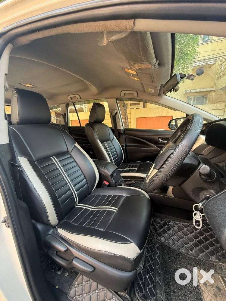 Toyota Innova Crysta [2020-ongoing] 2.7 Gx Mt 8 Str, 2022, Diesel