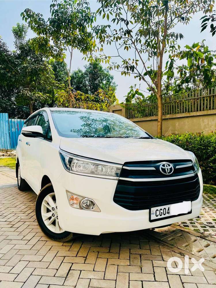 टीप टॉप कंडीशन, नई जैसी मेंटेंड Bs6 Toyota Innova Crysta 2020