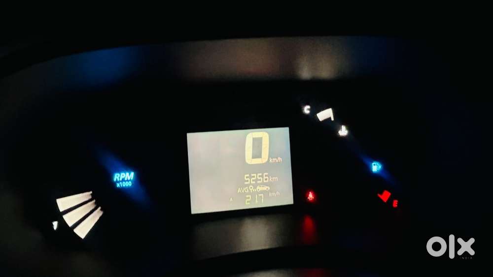 Renault Kwid 2021 Petrol 5256 Km Driven