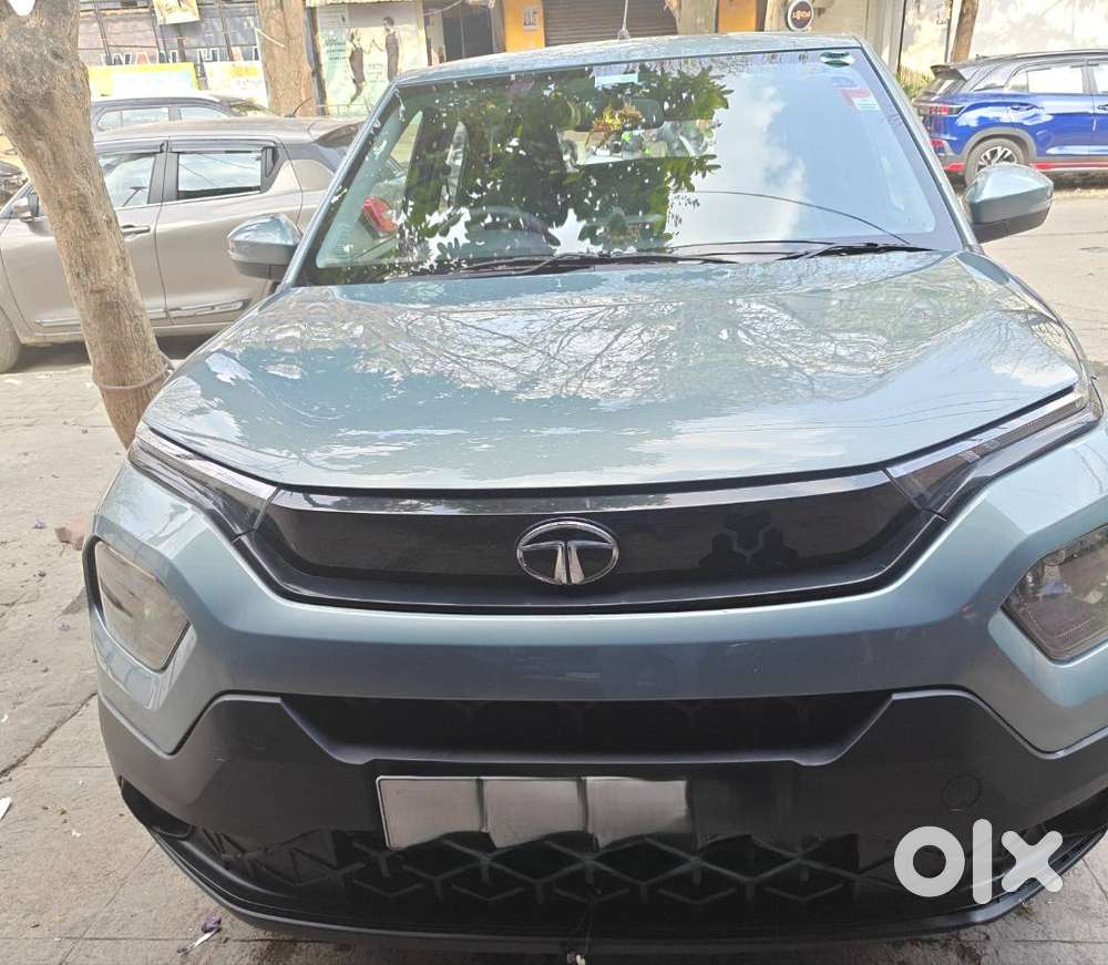 Tata Punch 2023 Petrol Adv Rhythm Amt