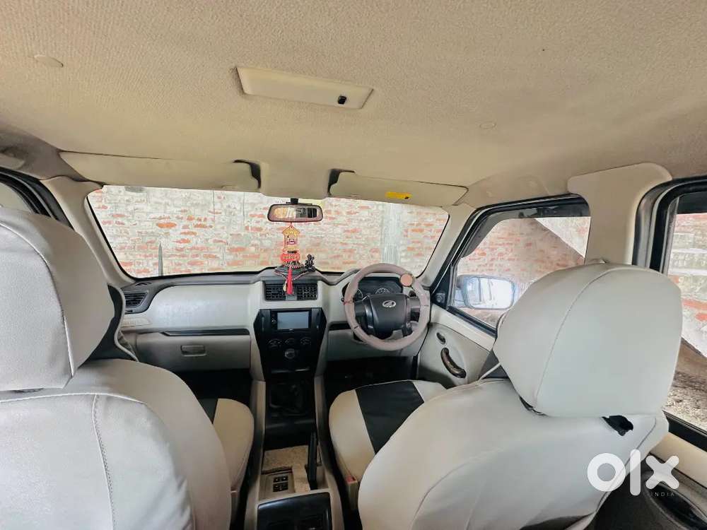 Mahindra Scorpio S4 Plus 2015