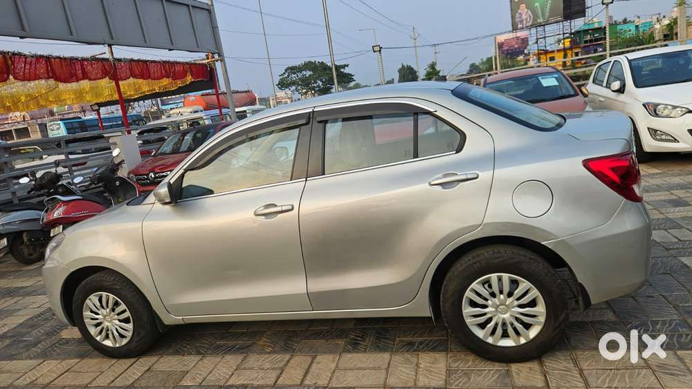 Maruti Suzuki Dzire 1.2 Vxi, 2020
