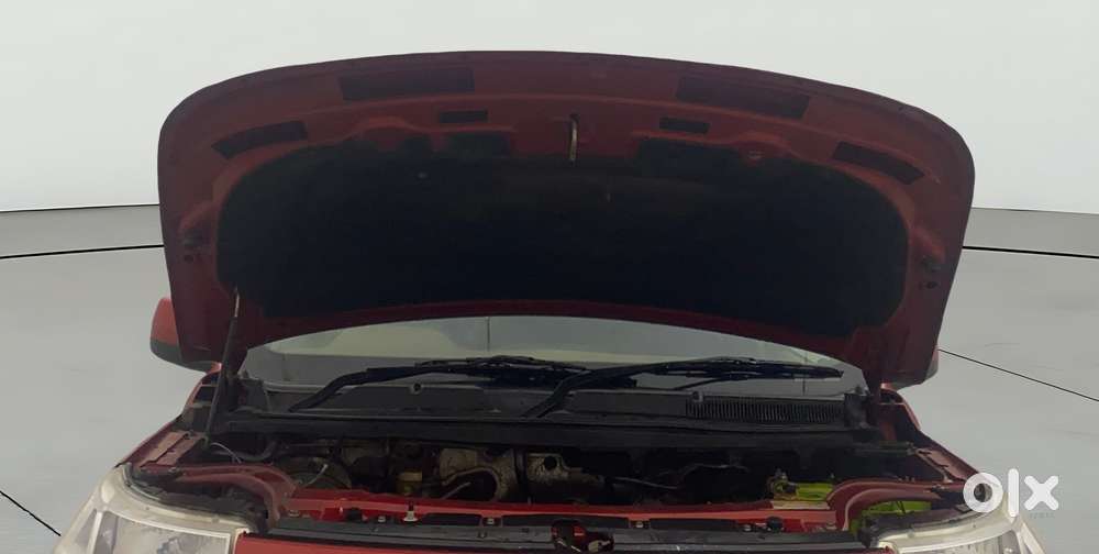 Mahindra Tuv 300 T8 Amt, 2017, Diesel