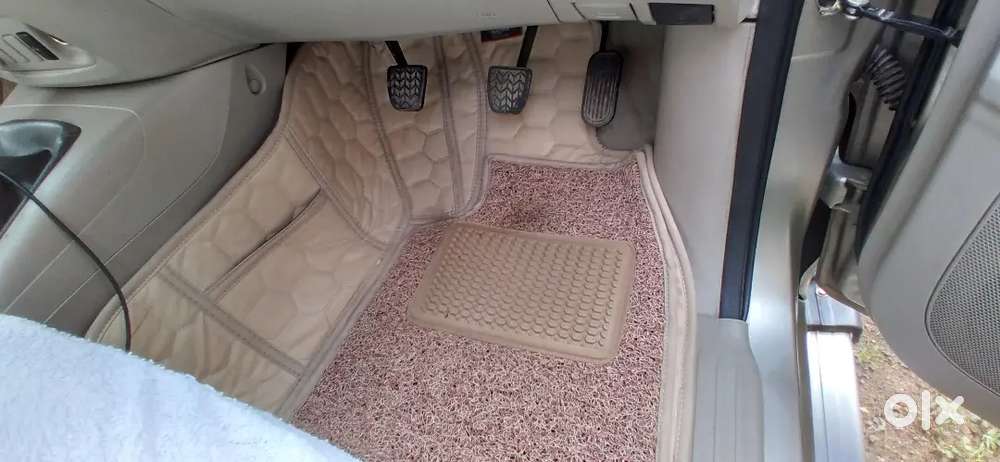 Toyota Innova 2011 Diesel Well Maintained