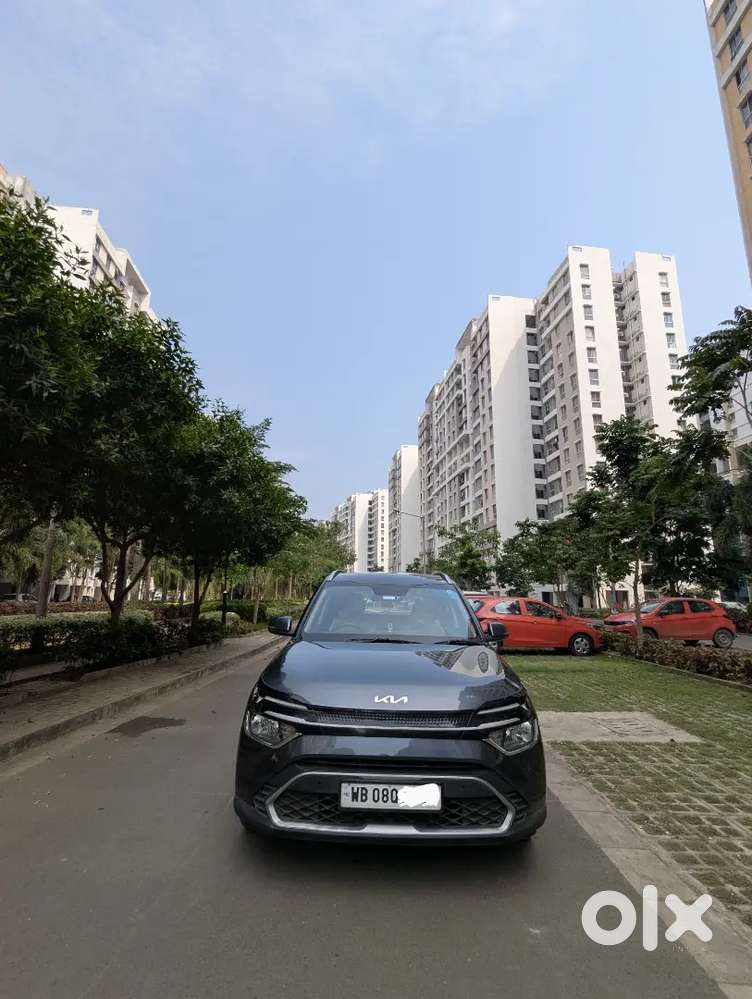 Kia Carens 2023 Diesel Well Maintained