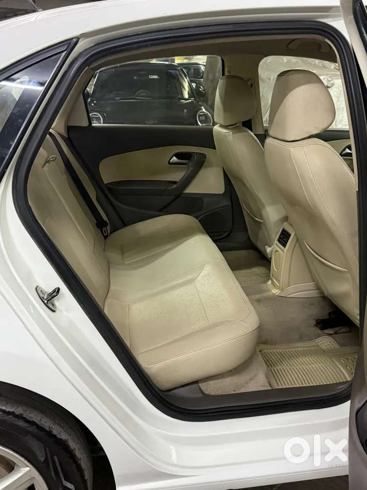 Volkswagen Vento Highline 2013 Petrol+cng