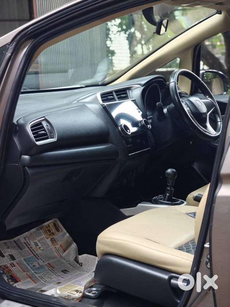 Honda Jazz V Mt Privilege, 2017, Cng & Hybrids