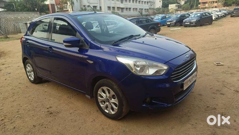 Ford Figo 2012-2015 Petrol Titanium, 2016, Petrol