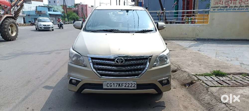 Toyota Innova V Diesel 2013