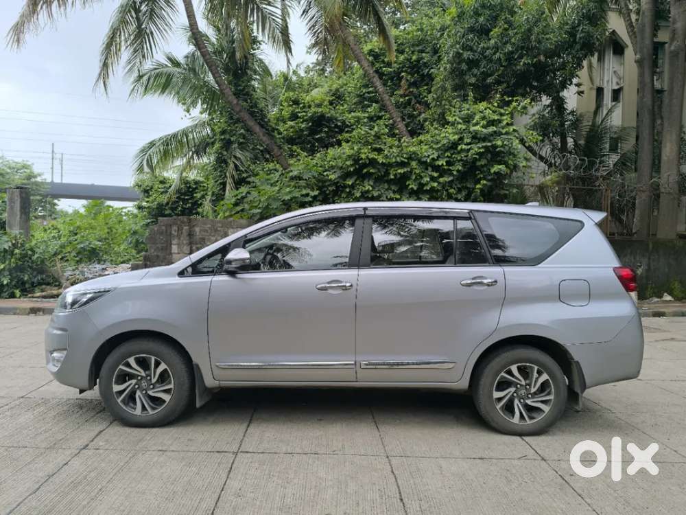 Toyota Innova Crysta 2.4 G Plus Mt 7 Str, 2024, Diesel