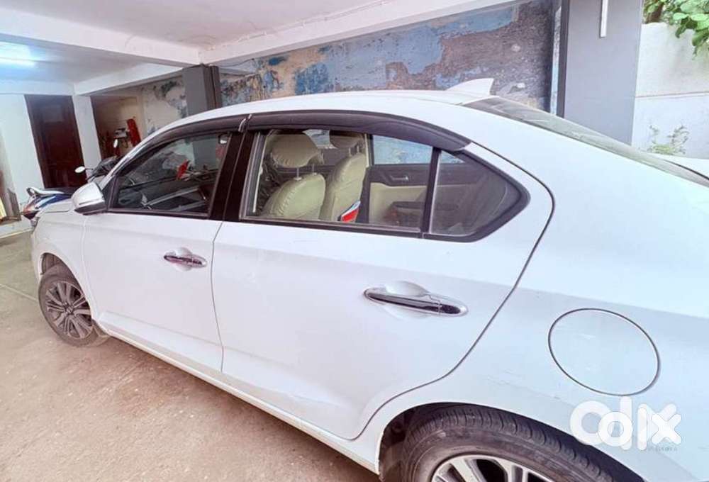 Honda Amaze 2023 Petrol 21000 Km Driven