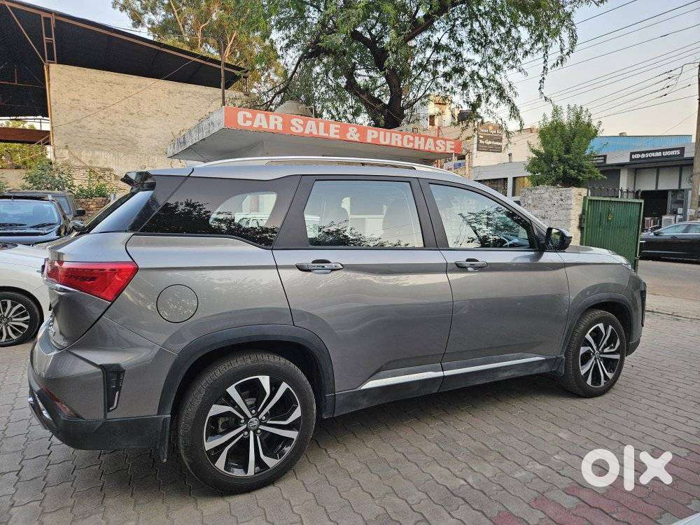Mg Hector Plus 7 Select Pro 6mt, 2024, Petrol