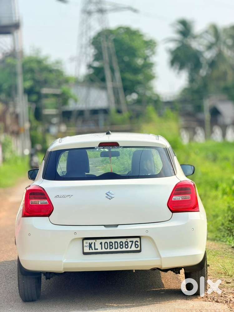 Maruti Suzuki Swift Vxi + Manual, 2019, Petrol