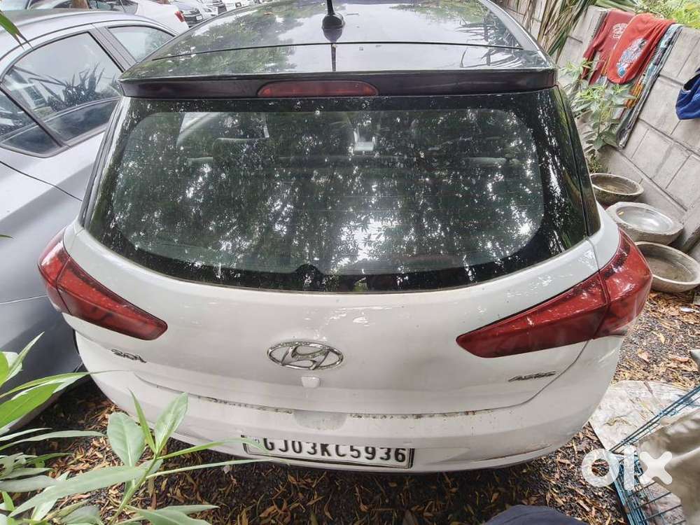 Hyundai I20 Asta 1.2 Mt Dual Tone, 2018, Cng & Hybrids