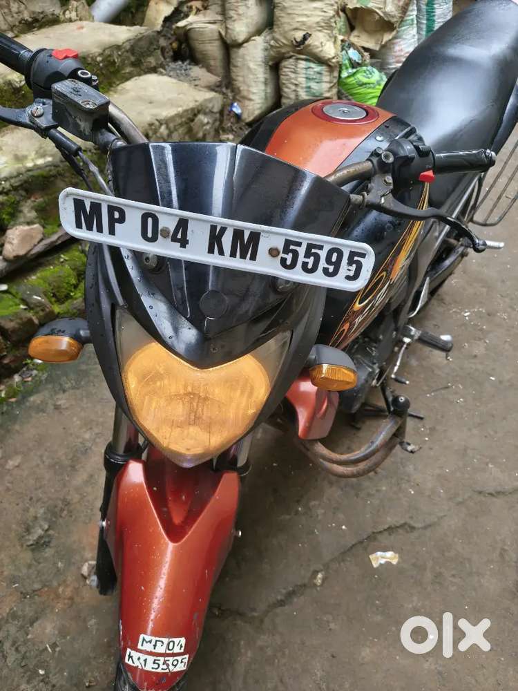 Yamaha FZS 2014 bike Self Start