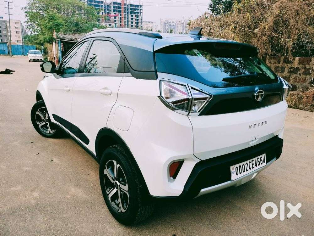 Tata Nexon 1.5 Revotorq Xza Plus Dual Tone Roof Amt, 2023, Diesel