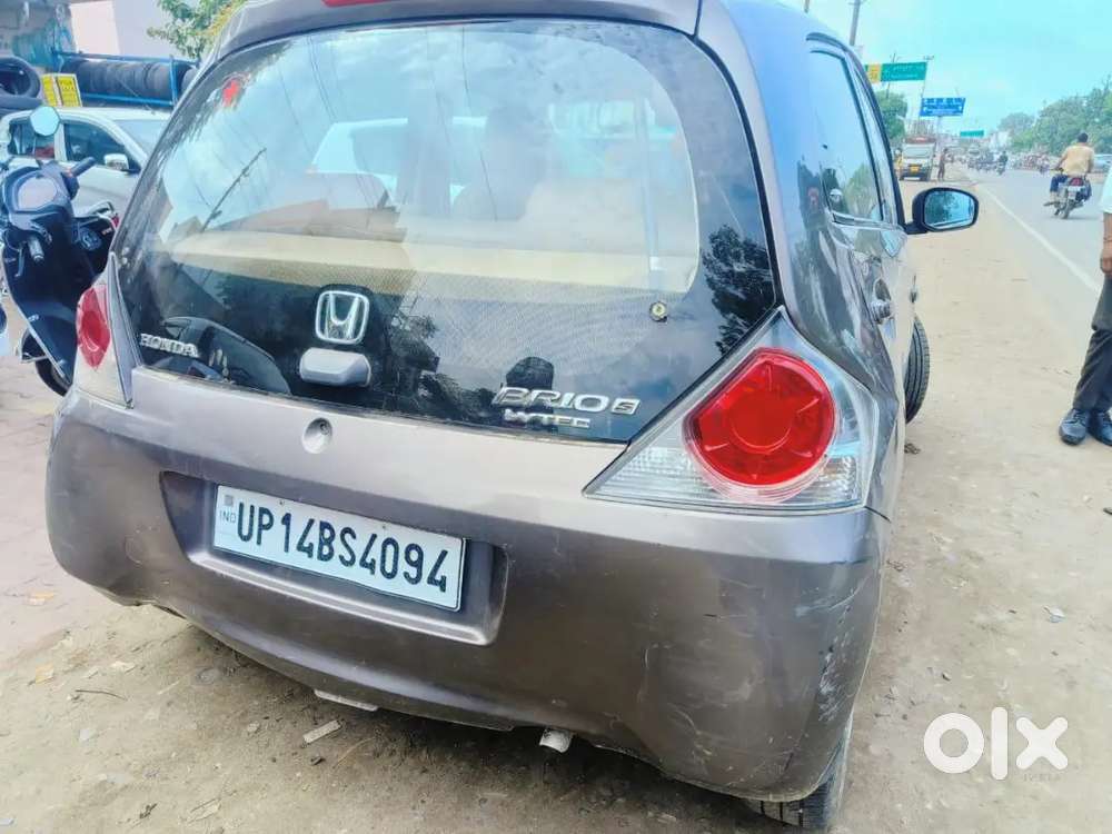 Honda Brio 2012 Petrol Well Maintained
