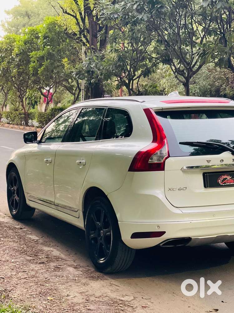 Volvo Xc60 D5 Awd Automatic, 2013, Diesel