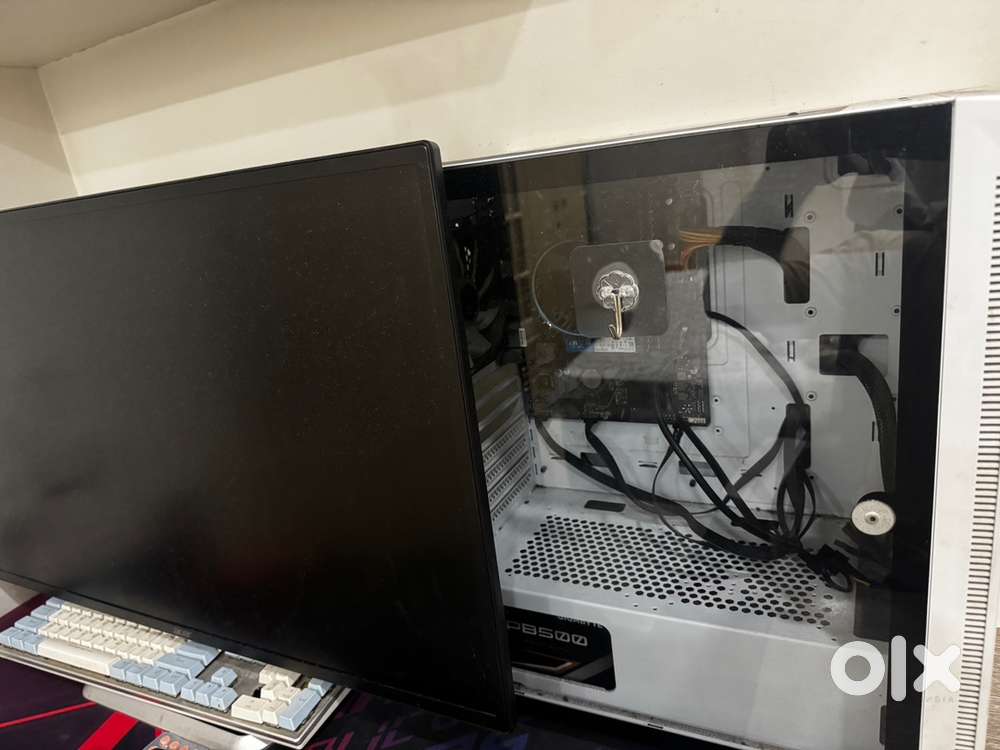 Desktop pc intel i5 14th gen, 16gb ram with 2k 32 inch monitor