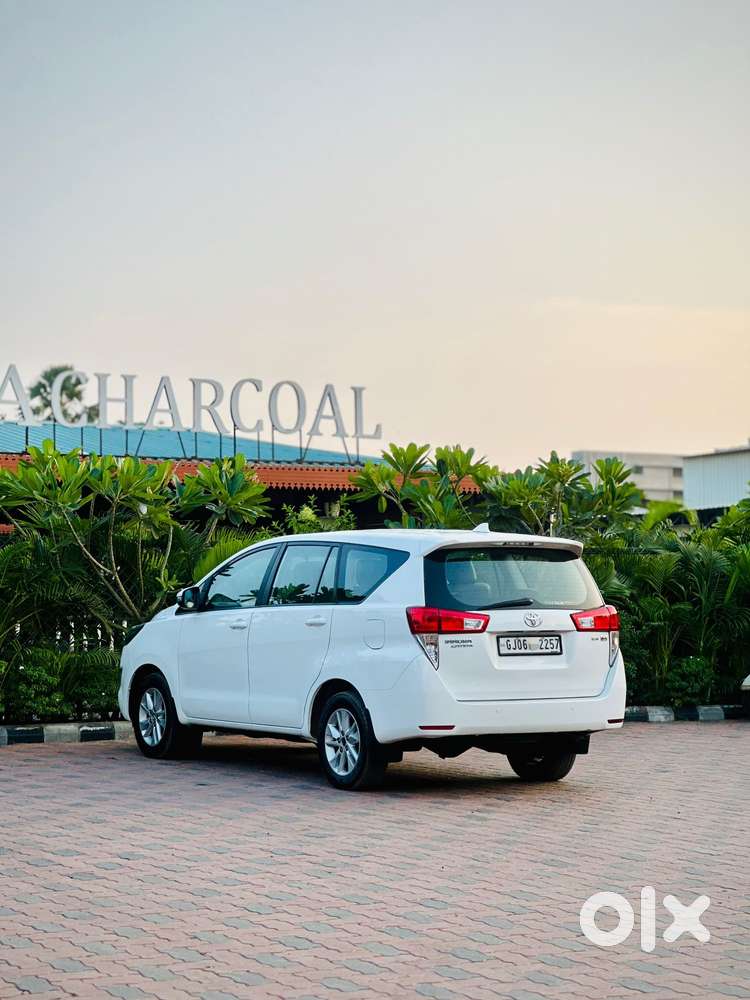 Toyota Innova Crysta 2.4 G Mt, 2019, Diesel
