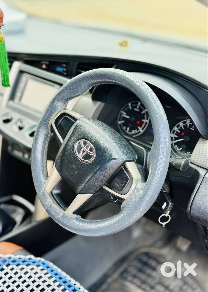 Toyota Innova Crysta 2.4 G Mt, 2016, Diesel
