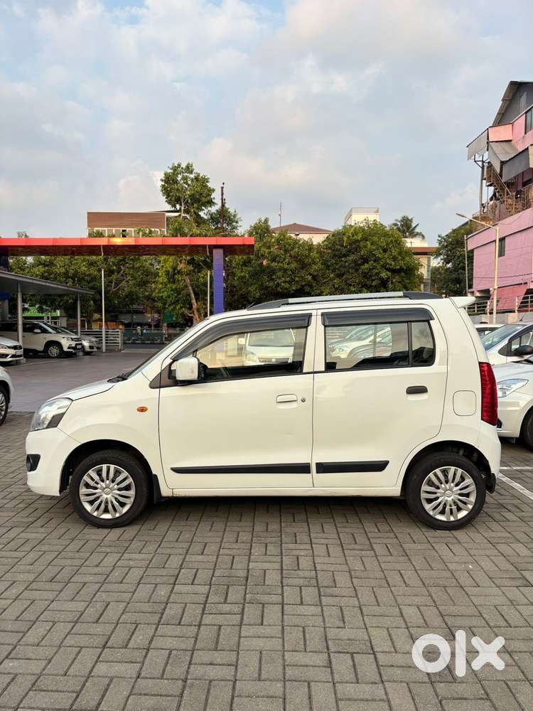 Maruti Suzuki Wagon R Vxi, 2017