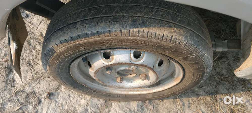 गाड़ी में कोई काम नहीं है